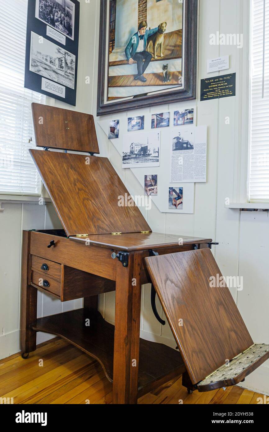 Alabama Guntersville, Museum & Cultural Center Center Historical Society, Arztuntersuchung Tisch Stuhl Bett, Stockfoto