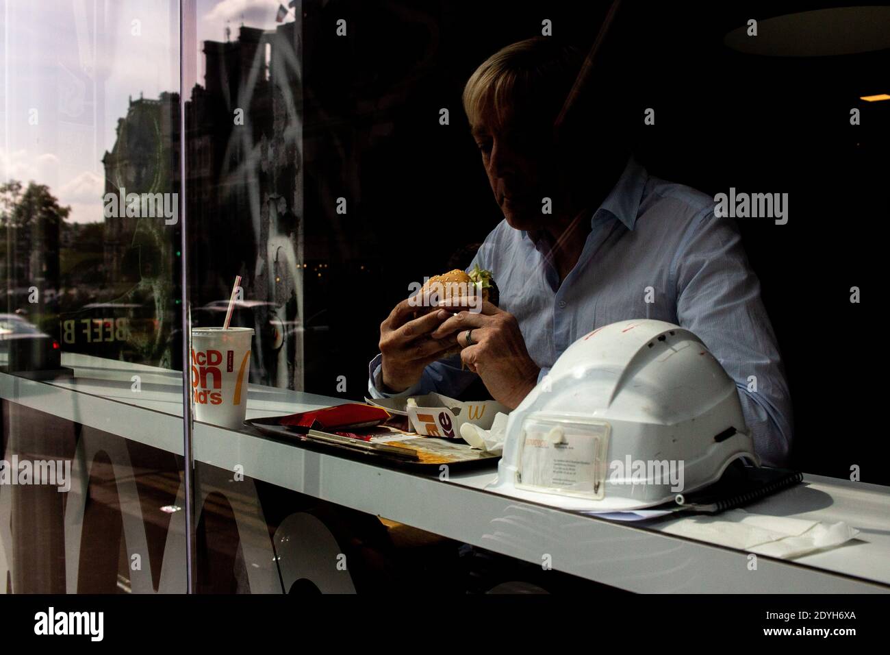 Lllustration des täglichen Lebens in Paris, Frankreich. Lllustration du quotidien à Paris en France. Stockfoto