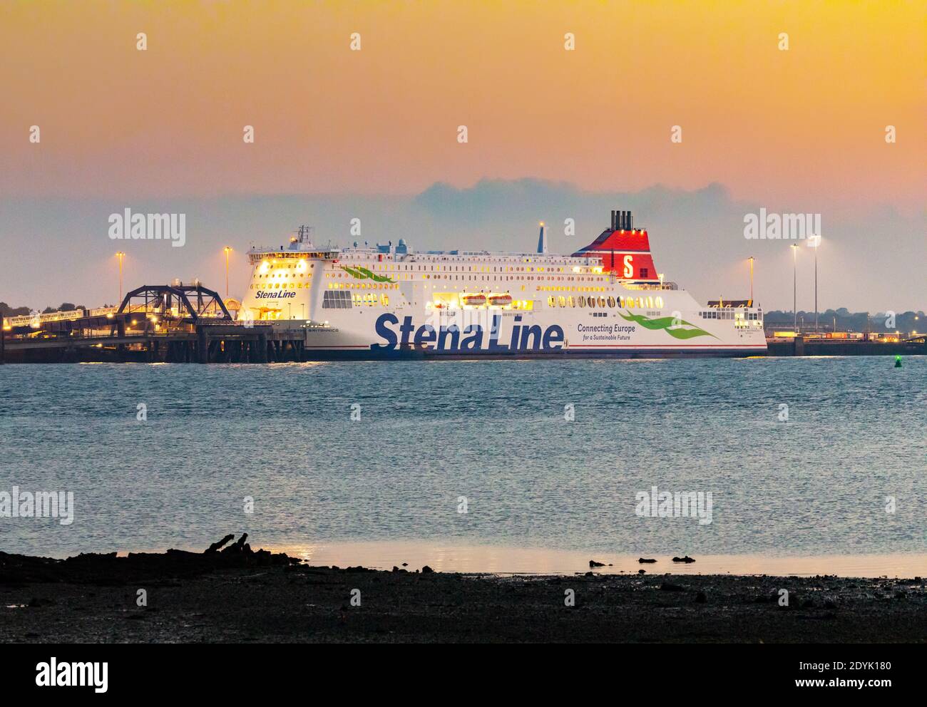Stena Line Fährschiff im Harwich International Port, Essex, Großbritannien Stockfoto