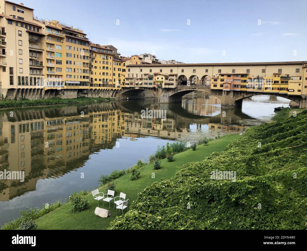 Eine schöne Aufnahme der Ponte Vecchio Brücke in Florenz, Italien Stockfoto