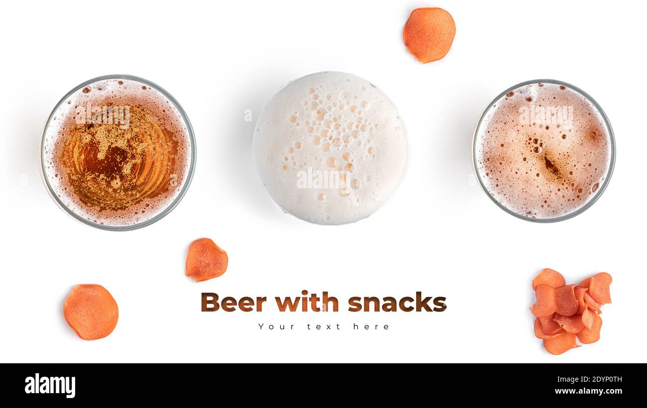 Bier mit Snacks auf weißem Hintergrund. Hochwertige Fotos Stockfoto