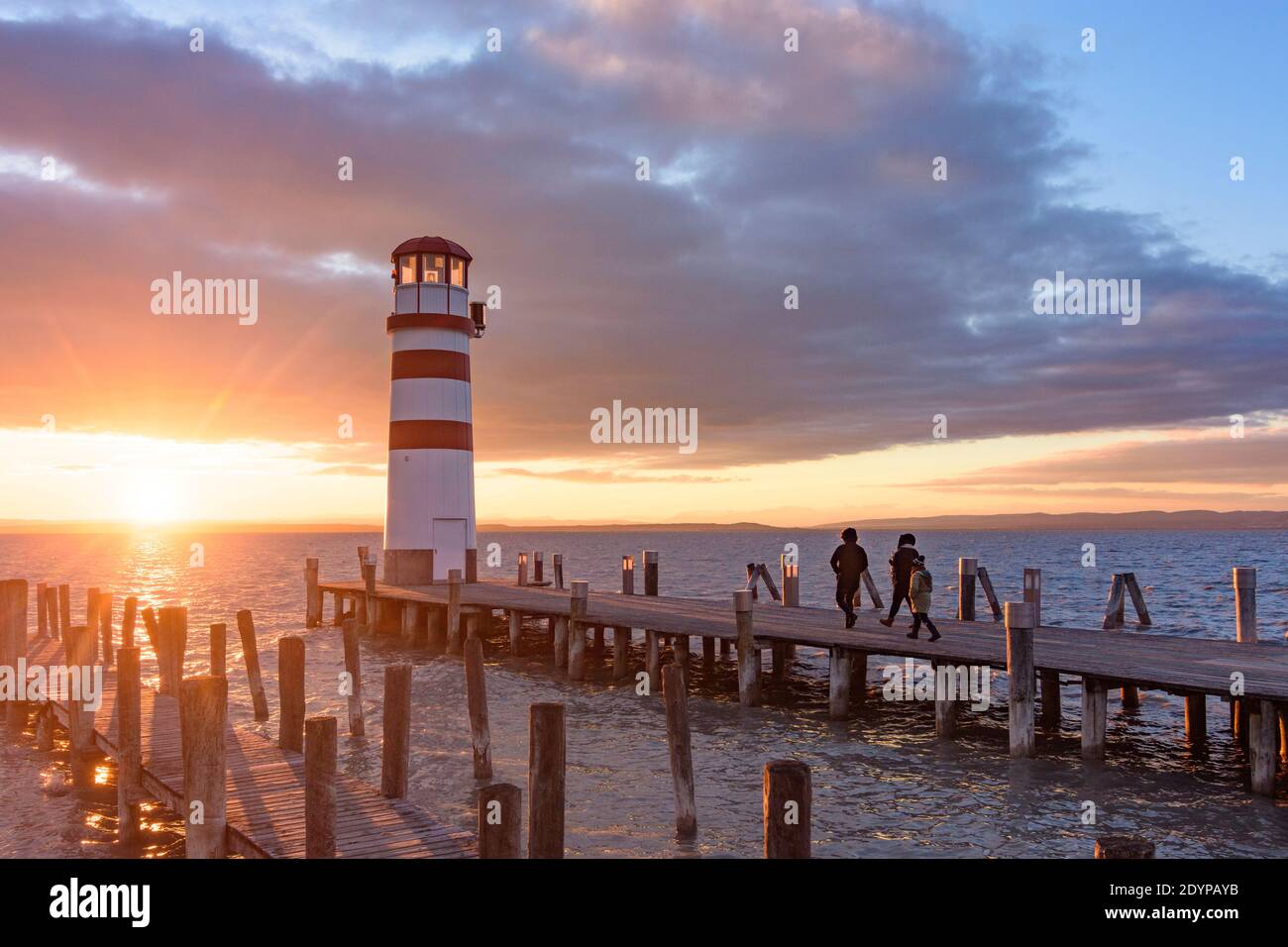 Podersdorf am See: Leuchtturm am Neusiedler See Der Neusiedler See (Neusiedler See), Burgenland, Österreich Stockfoto