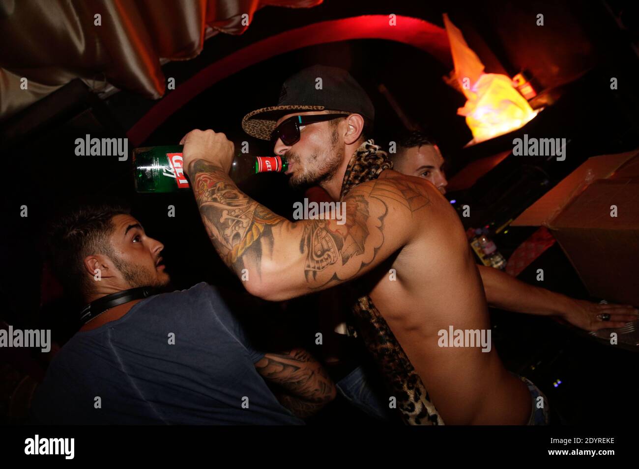 Exklusiv - Julien von 'Les Marseillais' TV-Reality-Show Teilnahme RugBeach Party in 'La Villa', in Gruissan, Frankreich, am 21. Juli 2013 statt. Foto von Jerome Domine/ABACAPRESS.COM Stockfoto
