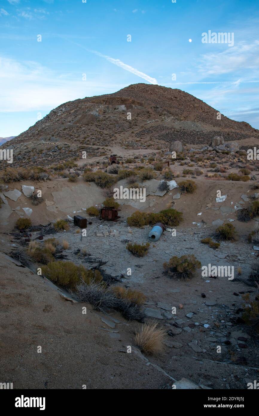 Dies ist ein altes Bergbaugebiet, in der Nähe der Buttermilk Road in den Hügeln oberhalb von Bishop, Inyo County, CA, USA. Stockfoto