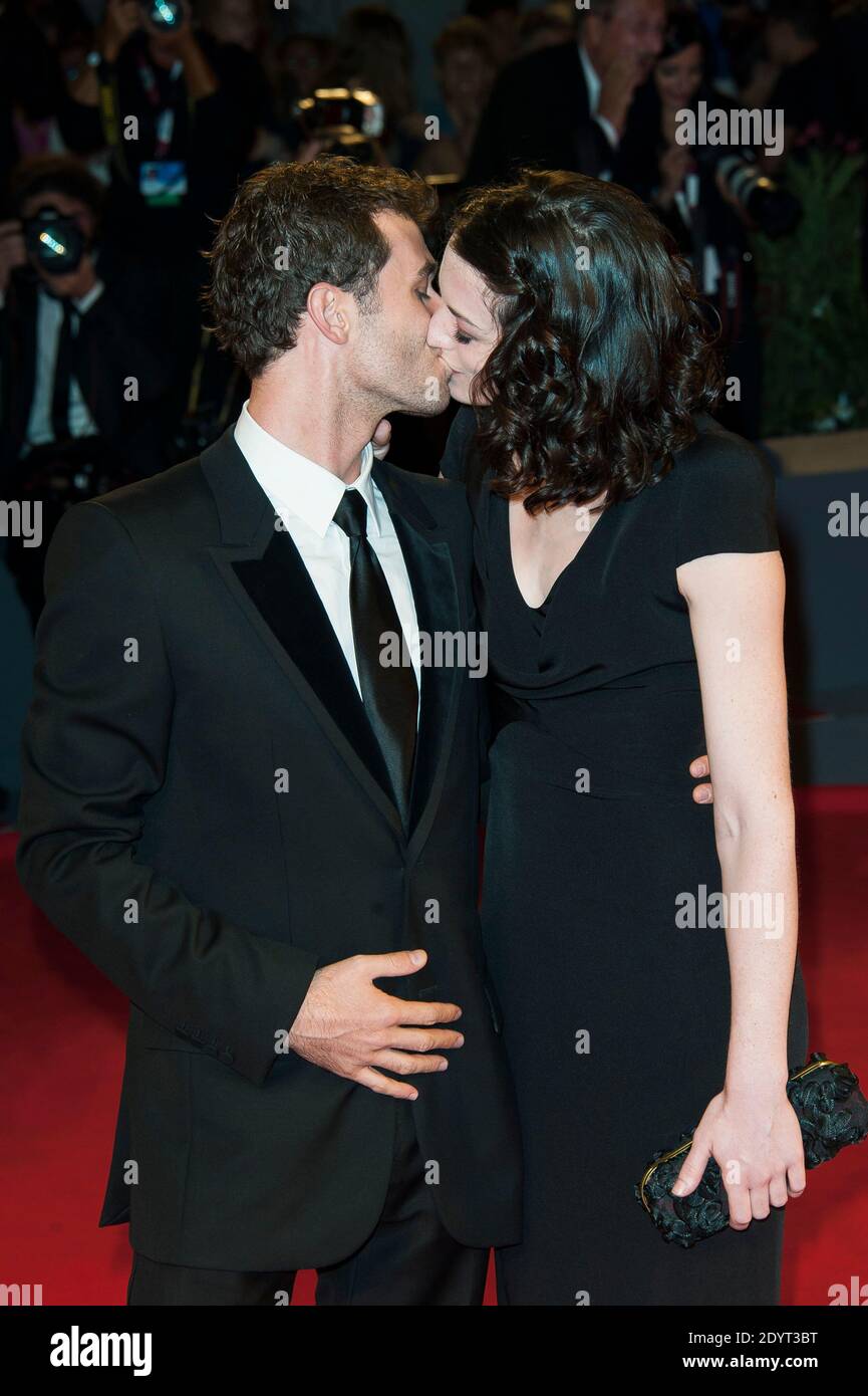 James Deen und seine Freundin Stoya bei der Premiere für den Film The Canyons im Rahmen des 70. Internationalen Filmfestivals von Venedig am 30. August 2013 im Sala Grande in Venedig, Italien. Foto von Nicolas Genin/ABACAPRESS.COM Stockfoto