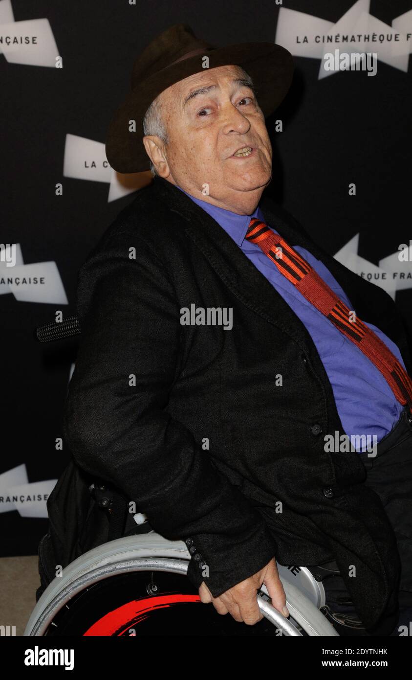 Bernardo Bertolucci nimmt an der Premiere von "Moi et toi" Teil, die am 16. September 2013 in der Cinematheque Francaise in Paris, Frankreich, stattfand. Foto von Jerome Domine/ABACAPRESS.COM Stockfoto Bernardo Bertolucci nimmt an der Premiere von "Moi et toi" Teil, die am 16. September 2013 in der Cinematheque Francaise in Paris, Frankreich, stattfand. Foto von Jerome Domine/ABACAPRESS.COM Stockfoto
