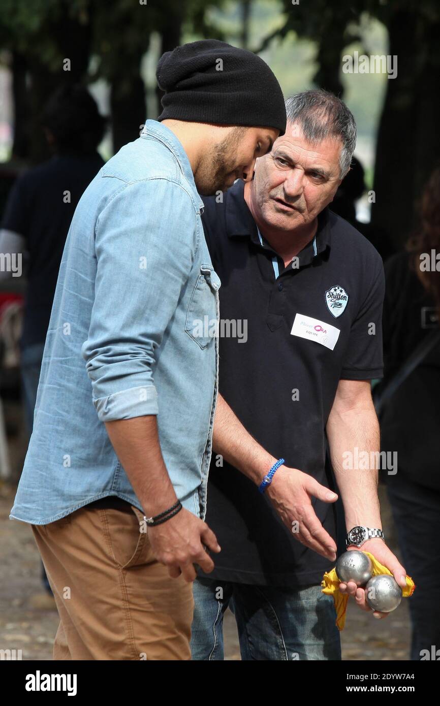 Jean-Marie Bigard Teilnahme an der Petanque-Turnier zugunsten der Vereinigung "Meghanora" am Place des Invalides in Paris, Frankreich, am 29. September 2013 statt. Foto von Audrey Poree/ABACAPRESS.COM Stockfoto