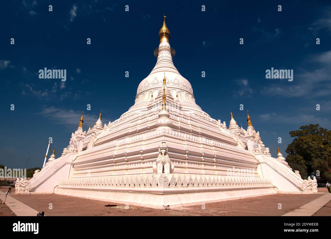 Pahtodawgyi Pagode befindet sich in Amarapura, Mandalay. Es wurde 1819 von König Bagyidaw erbaut. Stockfoto