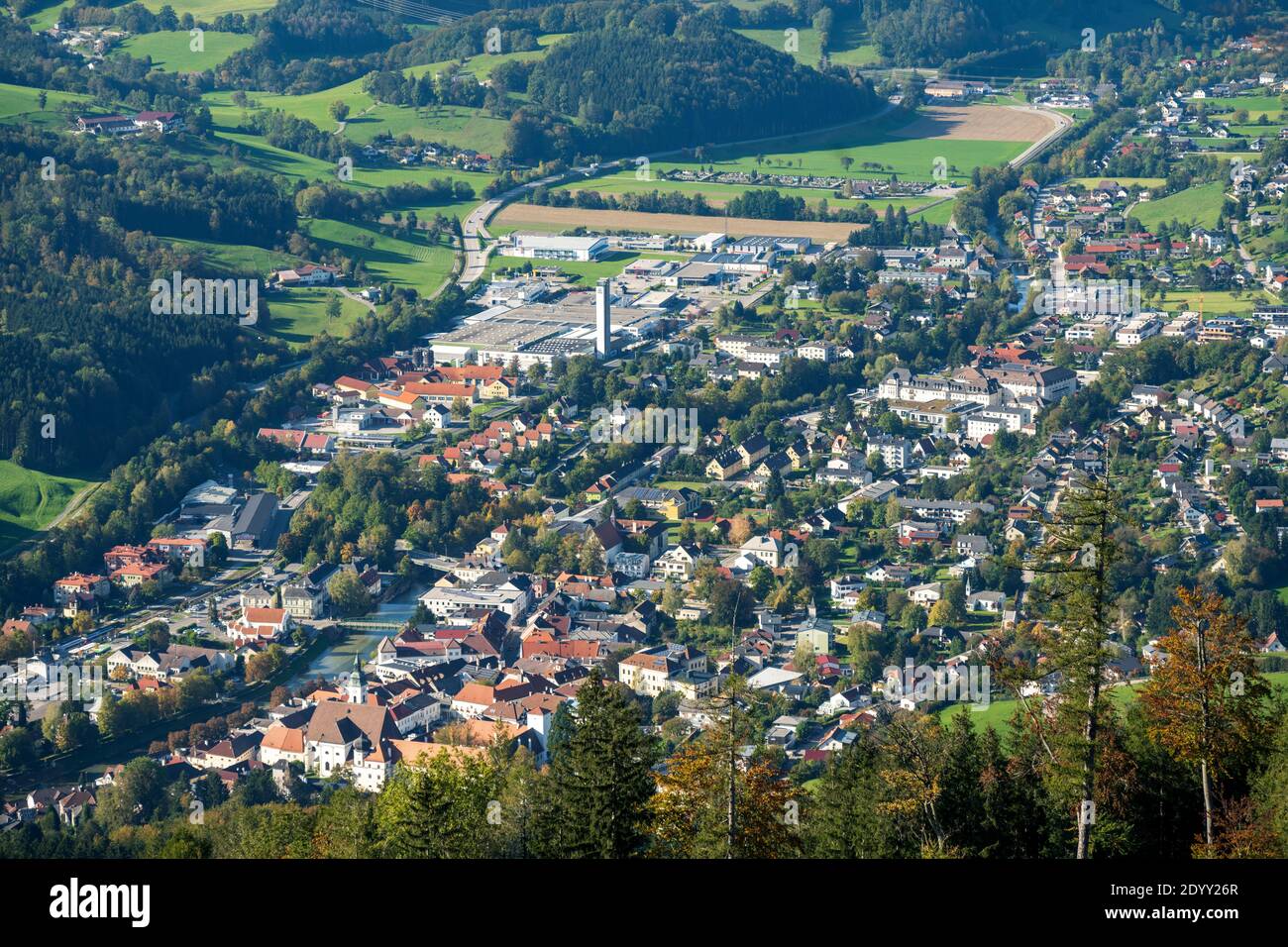 Österreich, Niederösterreich, Scheibbs, Blick vom Greinberg auf die Stadt Stockfoto