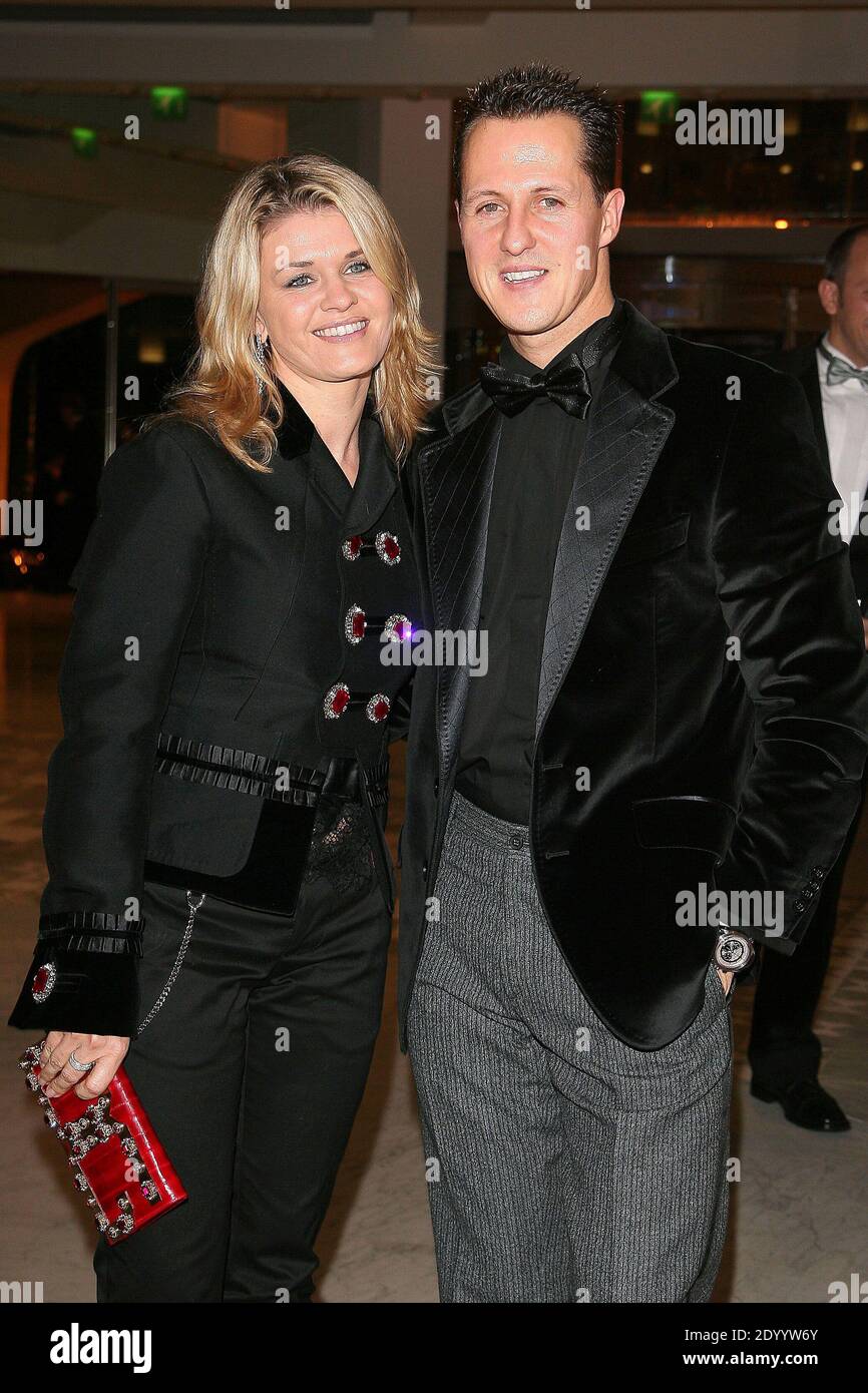 Der deutsche Michael Schumacher und seine Frau Corinna kommen zur FIA