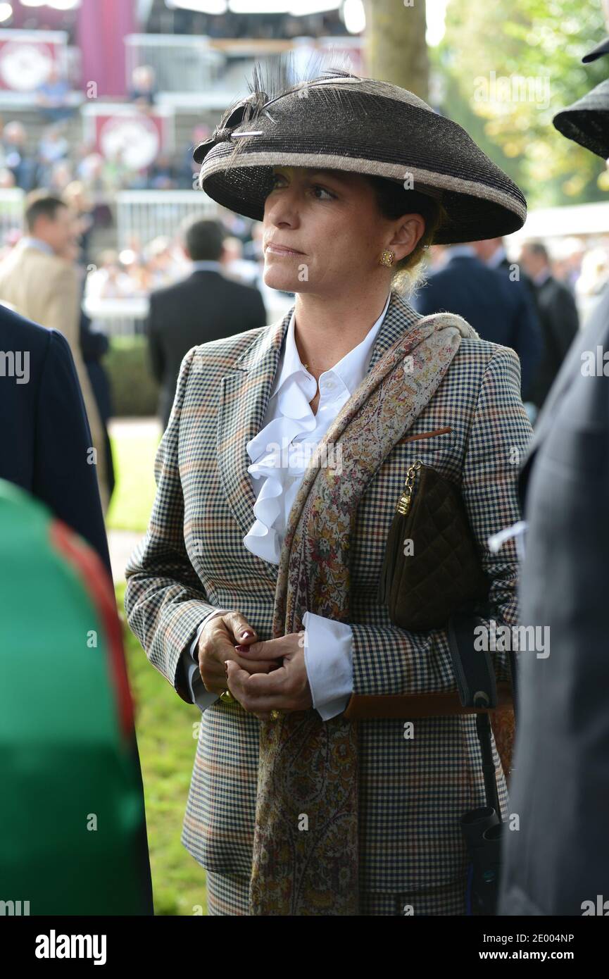 Prinzessin Zahra Aga Khan nimmt am 6. Oktober 2013 am Qatar Prix de l'Arc de Triomphe auf der Rennbahn Longchamp in Paris Teil. Foto von Ammar Abd Rabbo/ABACAPRESS.COM Stockfoto