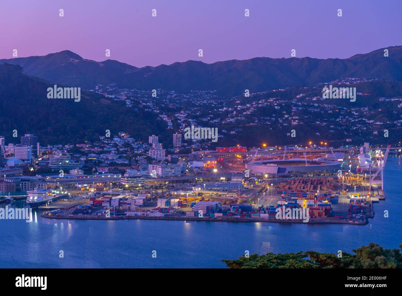 Nordinsel neuseeland handel import export dock kran Fotos und