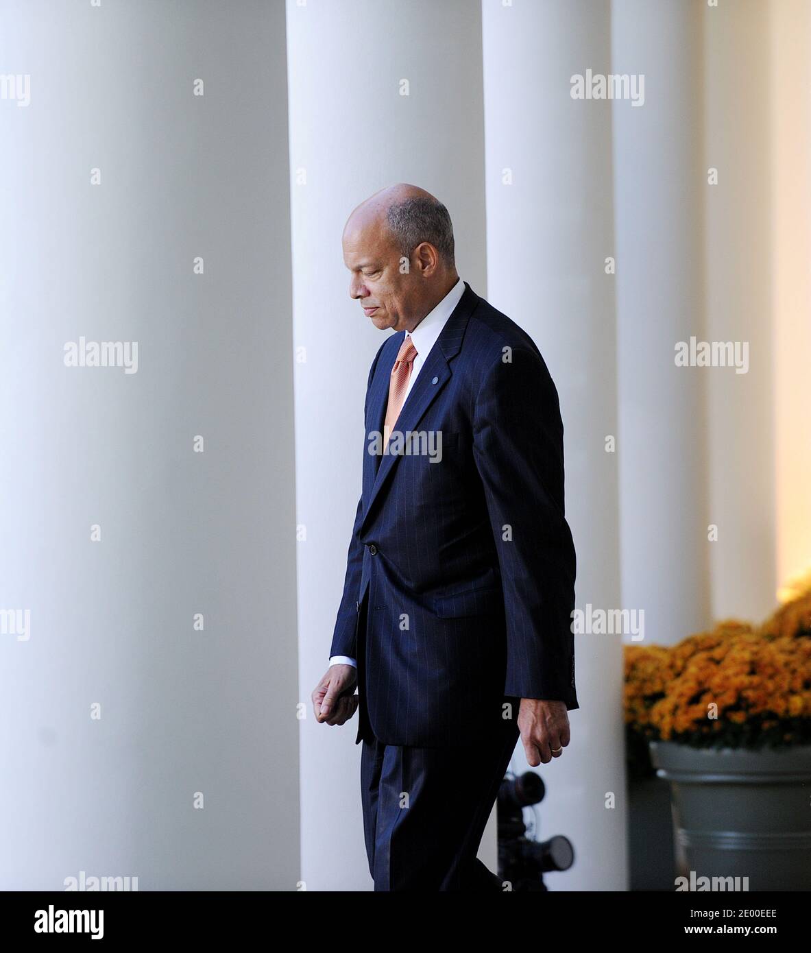 Jeh Johnson kommt zu einer Veranstaltung für seine Ernennung zum Sekretär des Heimatschutzministeriums im Rosengarten in Washington, DC, 18. Oktober 2013. Foto von Olivier Douliery/ABACAPRESS.COM Stockfoto