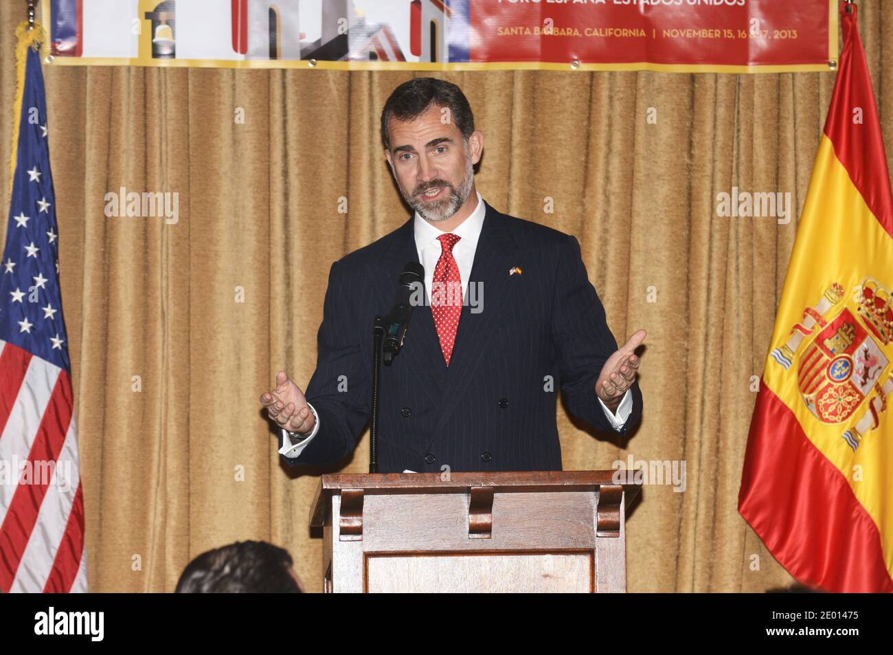 S.H. Prinz Felipe nimmt an der USA-Spanien Dinner Gala im Montecito Country Club am 15. November 2013 in Santa Barbara, CA, USA Teil. Foto von Lionel Hahn/ABACAPRESS.COM Stockfoto