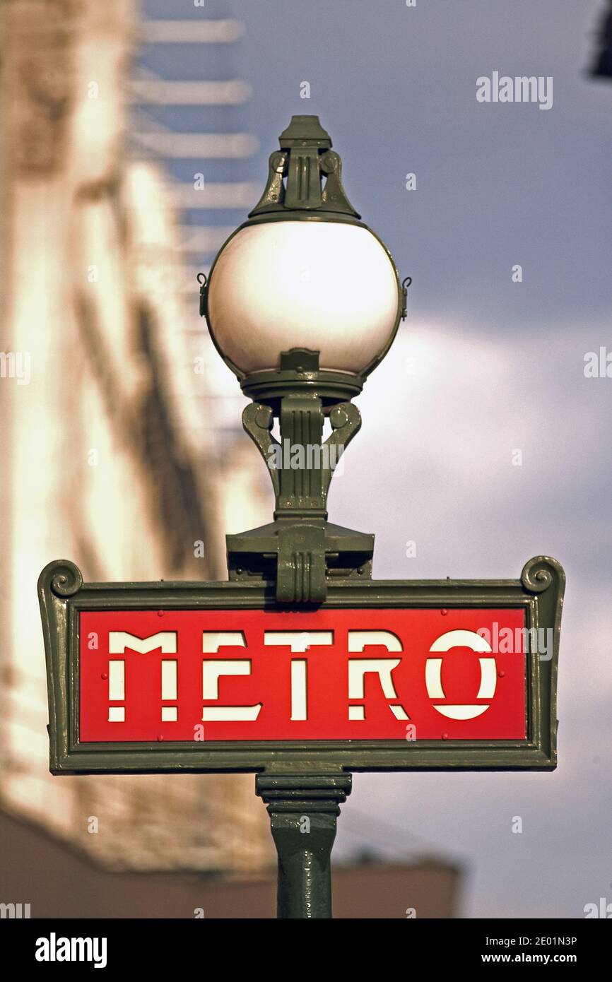 FRANKREICH / Iie-de-France/Paris/ Metro-Schild Stockfoto