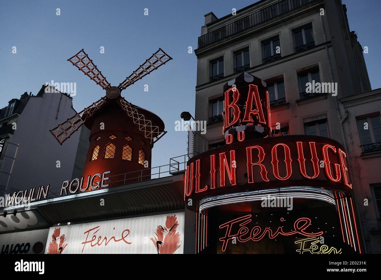 FRANKREICH / Ile-de-France / Paris / Moulin Rouge, Montmartre, 18. Bezirk Stockfoto