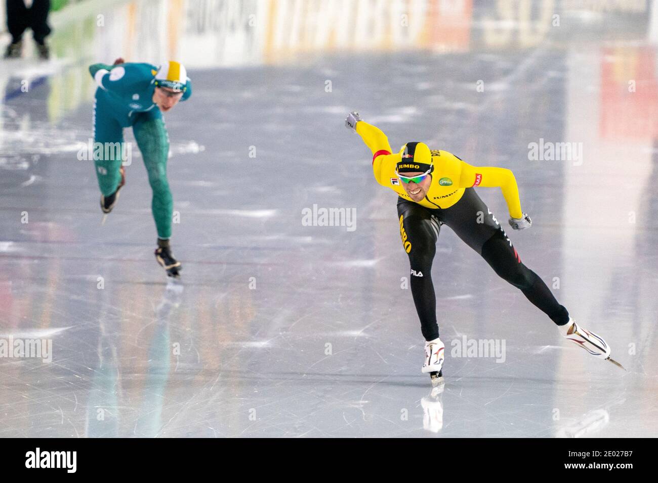HEERENVEEN, NIEDERLANDE - DEZEMBER 28: Jorrit Bergsma, Patrick Roest während der niederländischen Speedskating WM Qualifikation am 2. Dezember Stockfoto