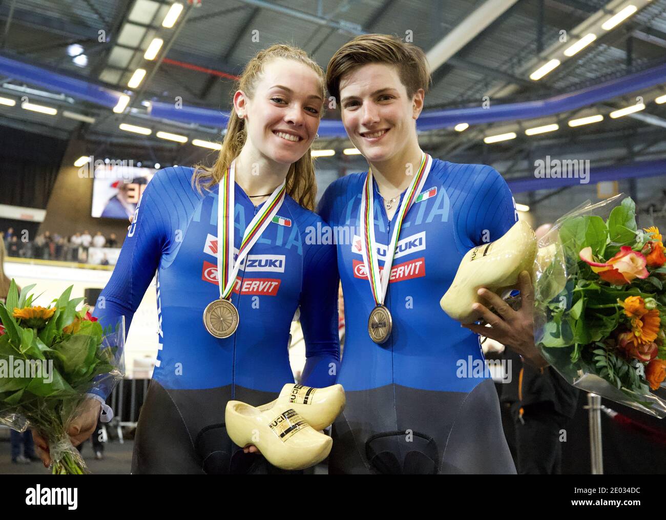 Letizia Paternoster und Maria Giulia Confalonieri aus Italien gewannen Bronze im Madison der Damen bei den UCI-Bahn-Weltmeisterschaften 2018. Stockfoto