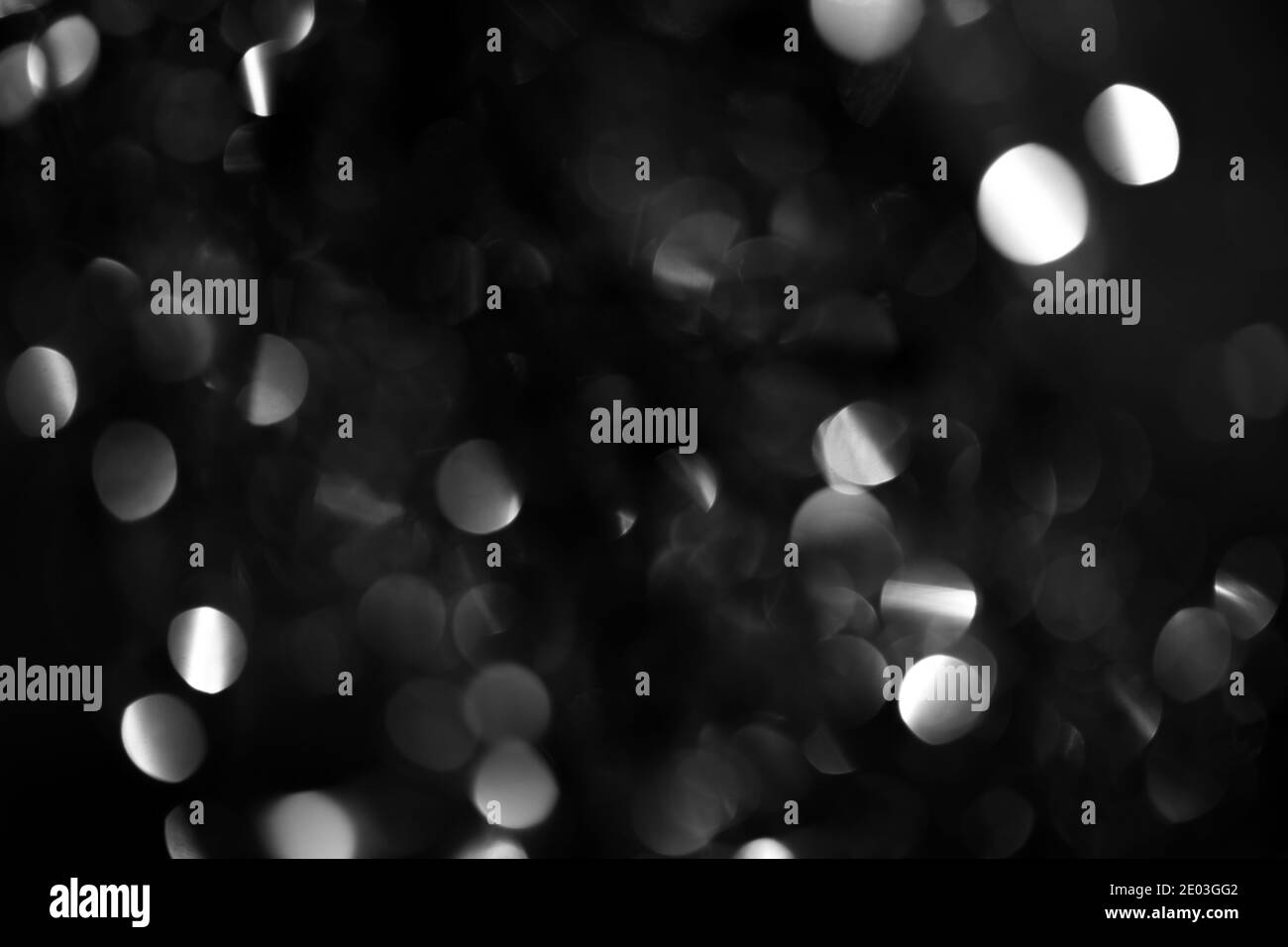 Abstraktes Bokeh-Licht. Perfekte festliche Hintergrund XXL, holografische Geometrie. Bunte Lichter, festlicher Hintergrund. Urlaubskonzept. Stockfoto
