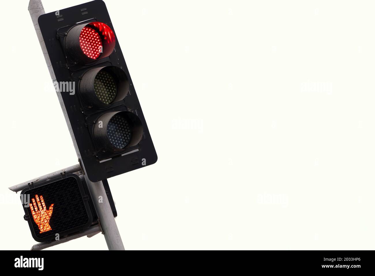 Isolierte rote Verkehrsschilder, die auf Verkehrsbehinderungen hinweisen, und rote Hand zeigt Anschlag für Fußgänger veranschaulichen Konzept von allem gestoppt Mit WH Stockfoto