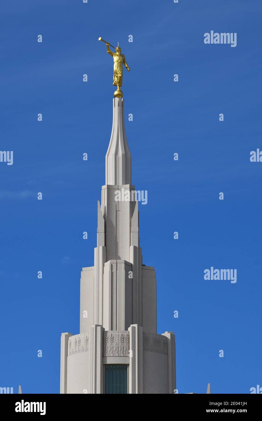 Der Phönixtempel der Kirche Jesu Christi Heilige der Letzten Tage (LDS Kirche) Mit der Angel Moroni Statue auf dem Turm Stockfoto