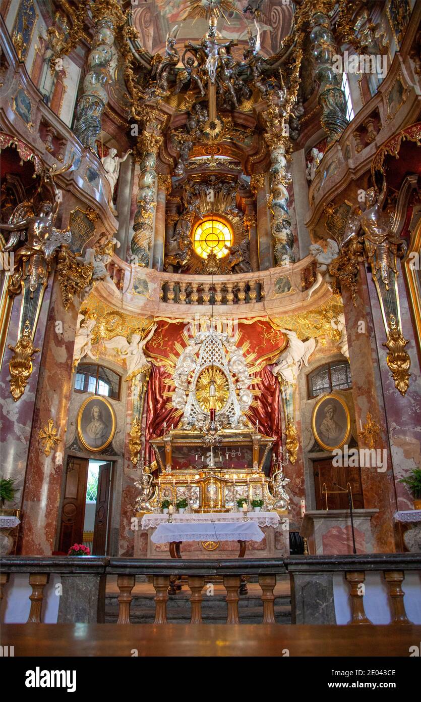 St. Johann Nepomuk, besser bekannt als Asam-Kirche, ist eine Barockkirche in München, Süddeutschland, erbaut von 1733 bis 1746 Stockfoto