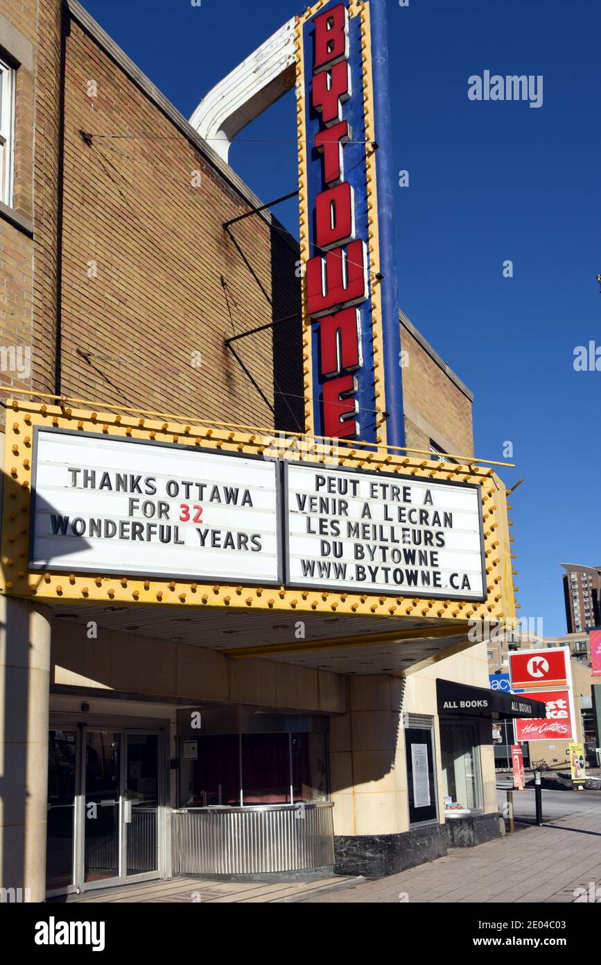 Ottawa, Kanada - 29. Dezember 2020: Das ByTowne Cinema in der Rideau Street ist ein Kino, das wegen Covid-19 geschlossen werden muss Stockfoto