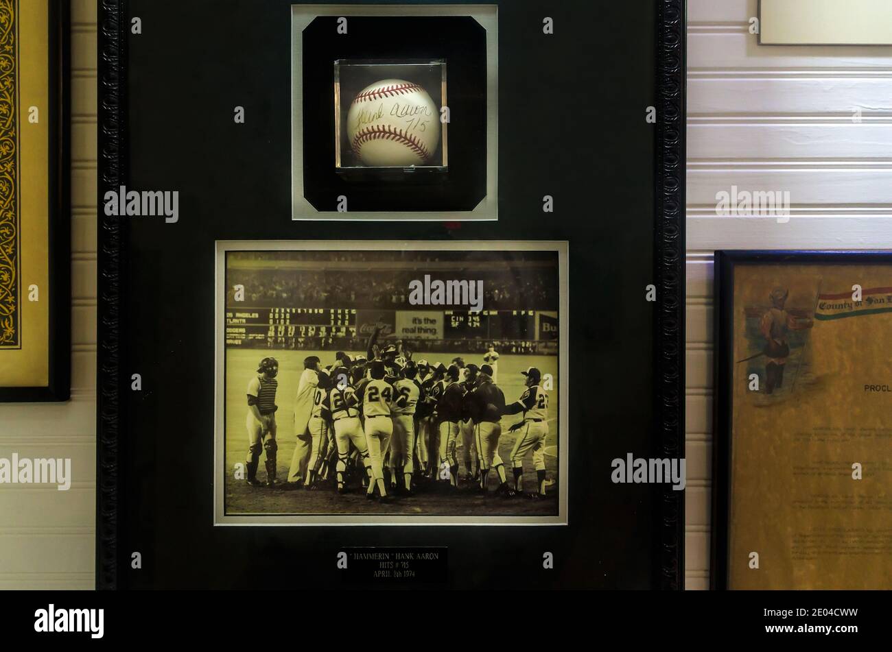 Das Hank Aaron Childhood Home and Museum zeigt Erinnerungsstücke aus dem Leben des Baseballspielers, 23. August 2017, in Mobile, Alabama. Stockfoto