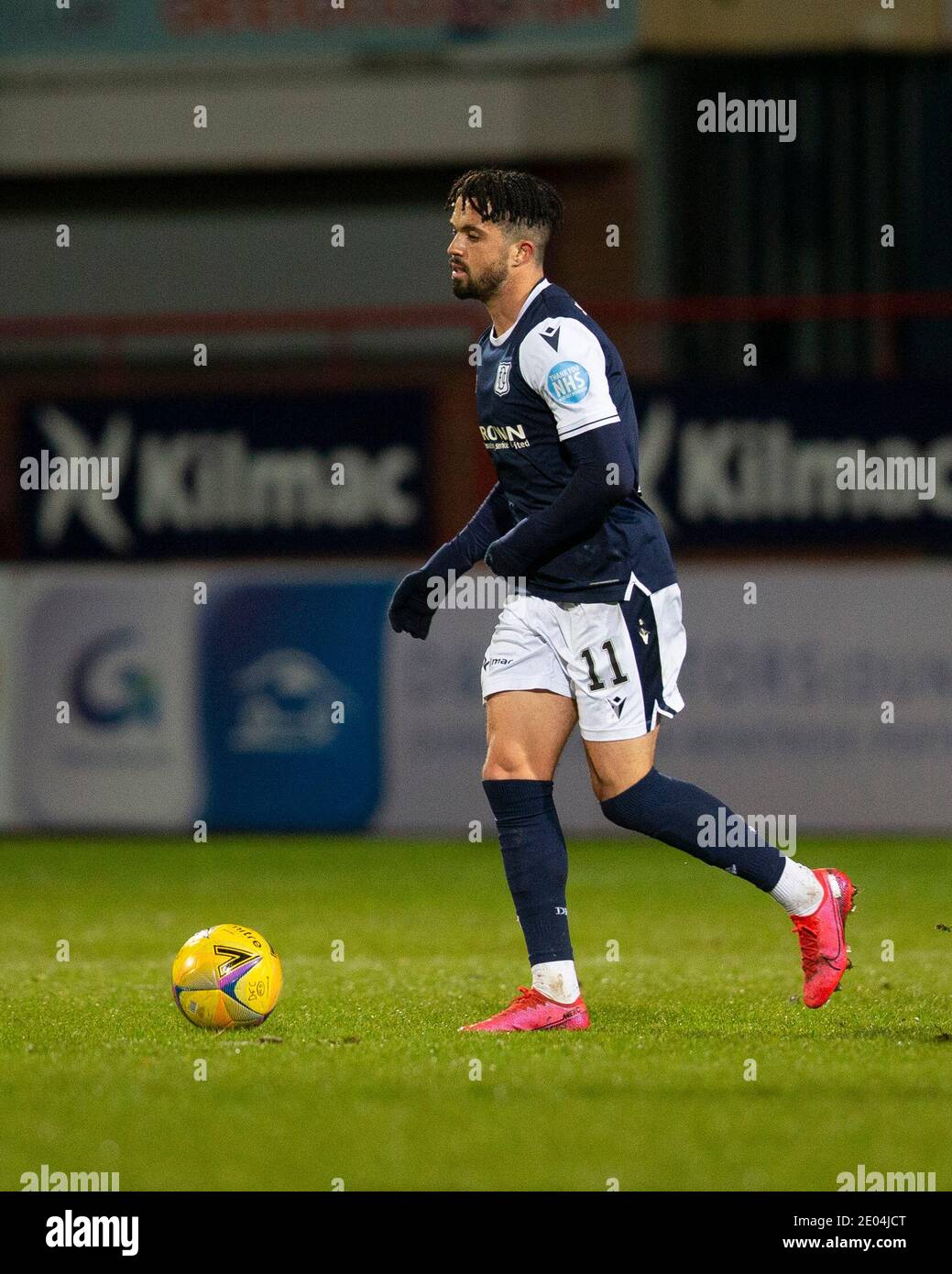 Dens Park, Dundee, Großbritannien. Dezember 2020. Scottish Championship Football, Dundee FC versus Alloa Athletic; Declan McDaid of Dundee Credit: Action Plus Sports/Alamy Live News Stockfoto