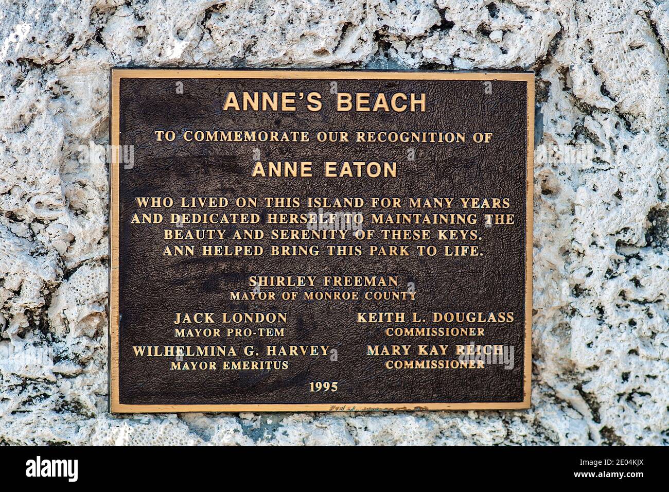 Messingtafel für Anne's Beach County Park in den Flroida Keys. Stockfoto