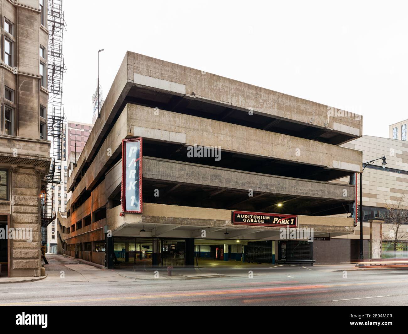 Auditorium Parkplatz Garage in der South Loop Stockfoto