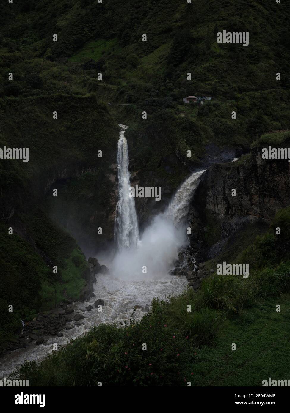 Agoyan Twin Wasserfall Pastaza Fluss auf der Wasserfall-Route in der Nähe Banos Ecuador Südamerika Stockfoto