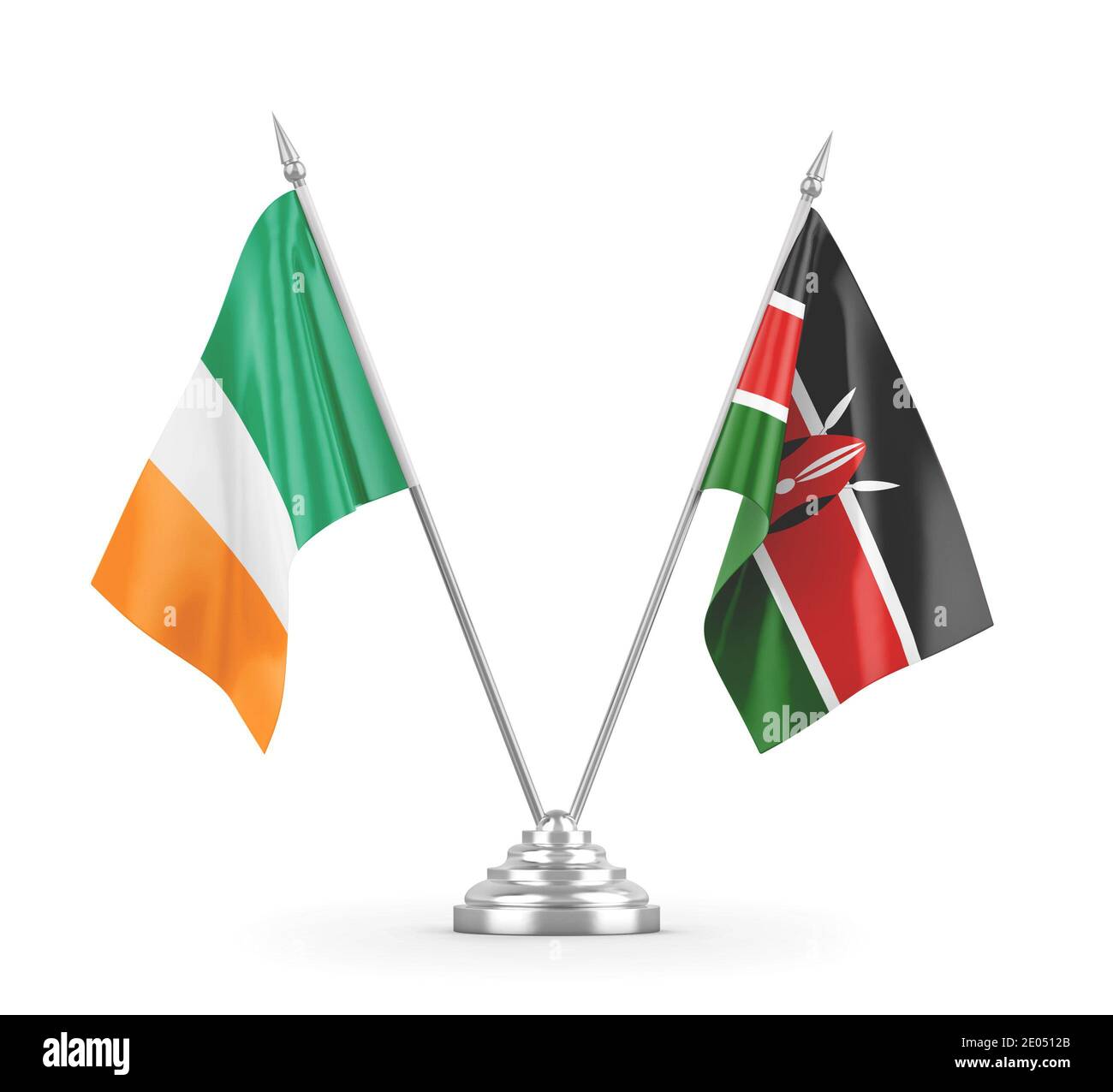 Kenia und Irland Tischflaggen isoliert auf weißem 3D-Rendering Stockfoto