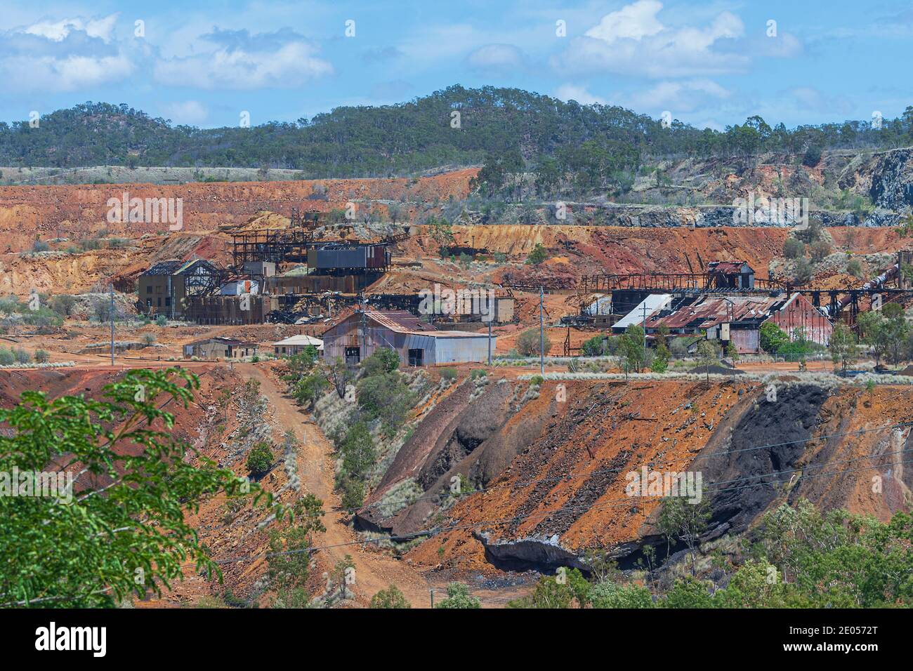 Die alte verlassene Gold-, Silber- und Kupfermine Mount Morgan, Central Queensland, QLD, Australien Stockfoto