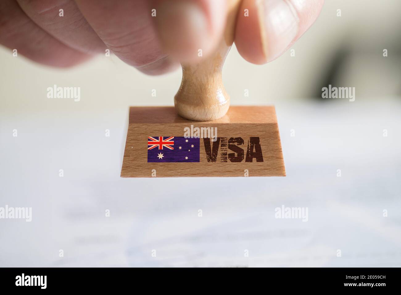 Eine Briefmarke und das Visum für die Einreise nach Australien Stockfoto