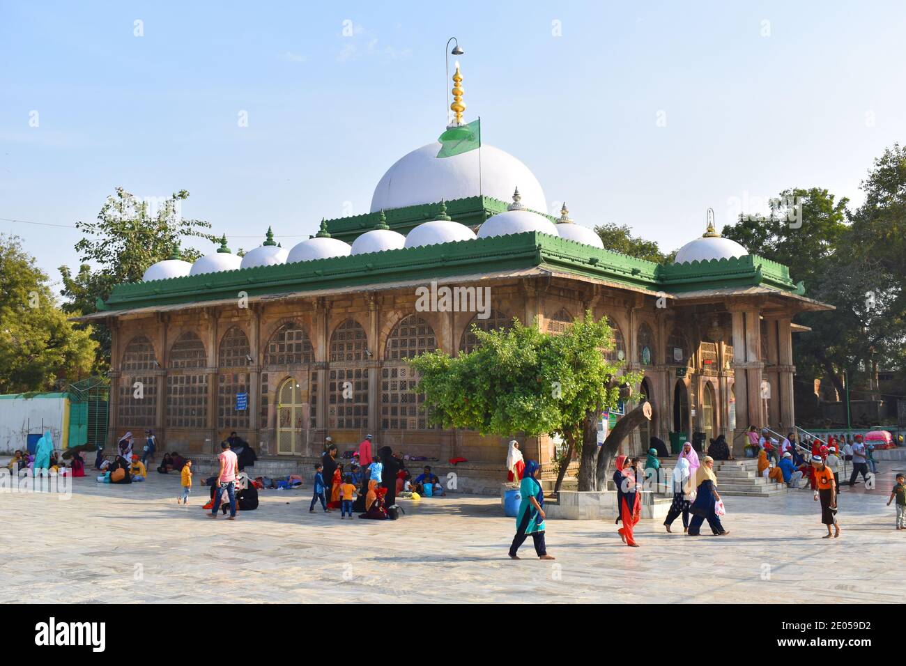 Fassade des Schah-e-Alam Grab auch bekannt als Rasulabad Dargah oder Shah Alam no Rojo. Ahmedabad, Gujarat, Indien Stockfoto