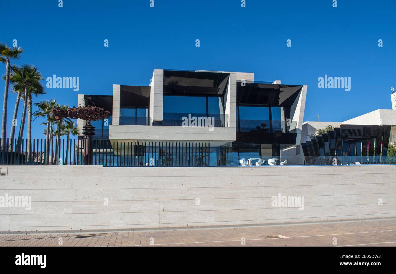 Spanische Luxusvilla in der Stadt Santiago de la Ribera, Murcia Stockfoto
