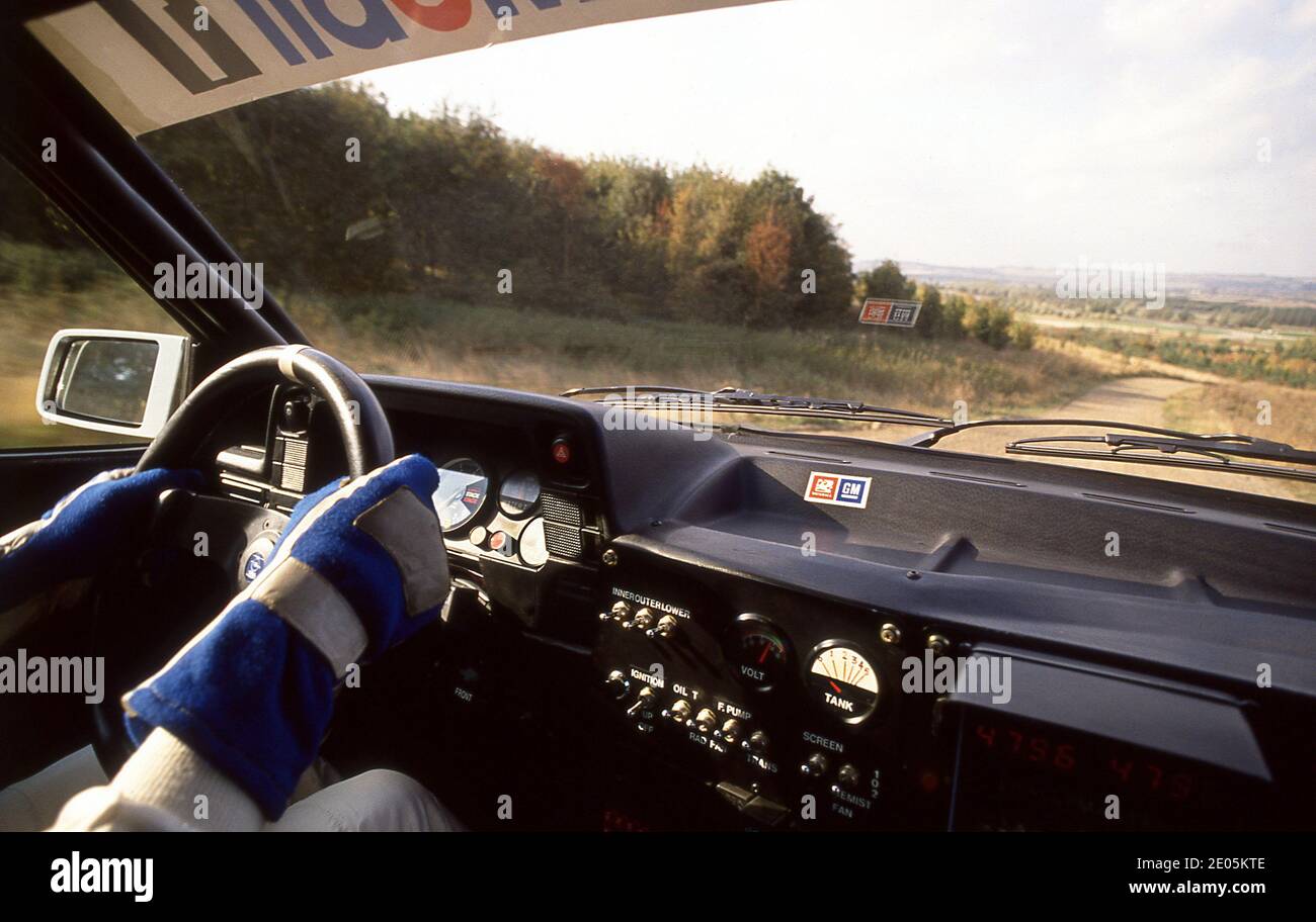 Malcolm Wilson in seinem Vauxhall Astra GTE 16V Rallye-Auto Am Millbrook Proving Ground UK 1989 Stockfoto