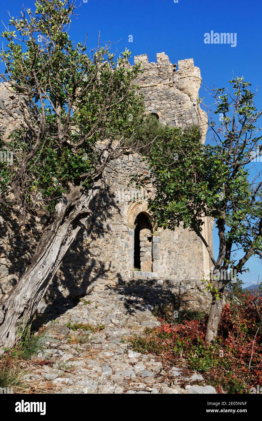 Eingang zum Trikotsova Schloss, in der Nähe von Haravgi Dorf, Mani, Messinias, Peloponnes, Griechenland Stockfoto