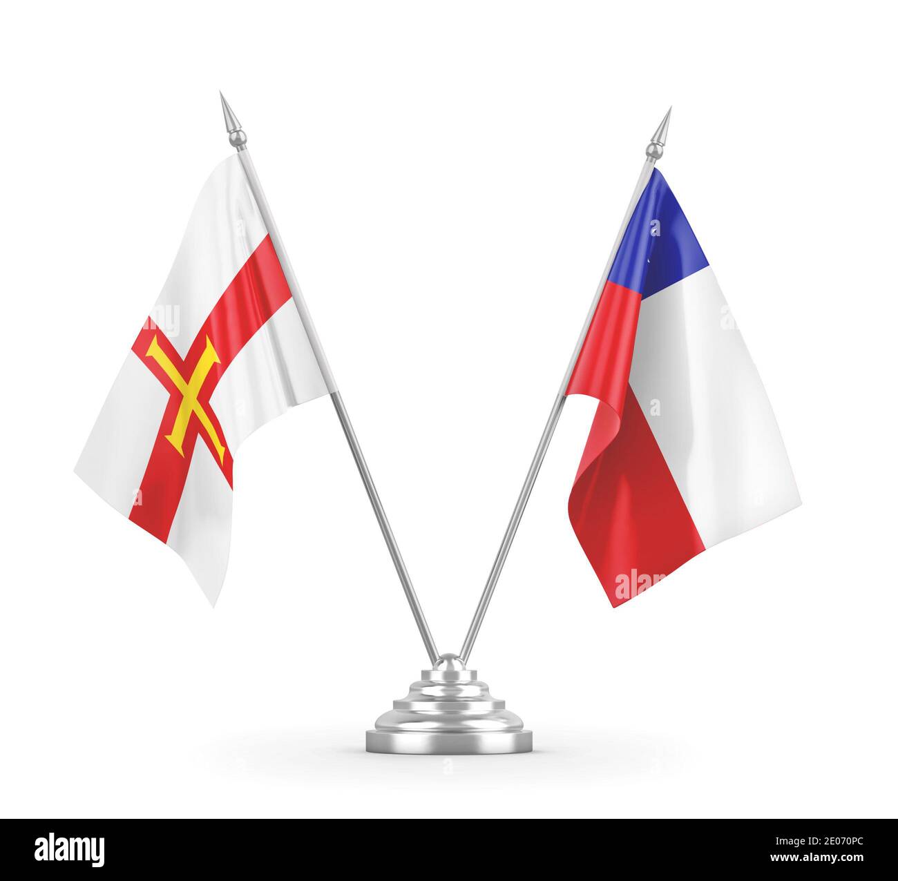 Chile und Guernsey Tischflaggen isoliert auf weißem Hintergrund 3D Rendering Stockfoto