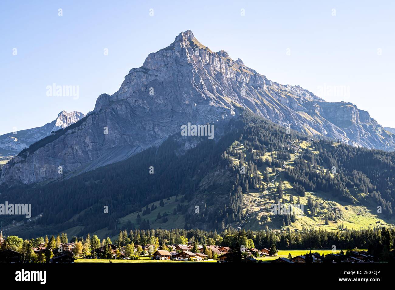 Kandersteg Schweiz - 05.09.2020 Blick auf den Bire Peak im Sommer Stockfoto