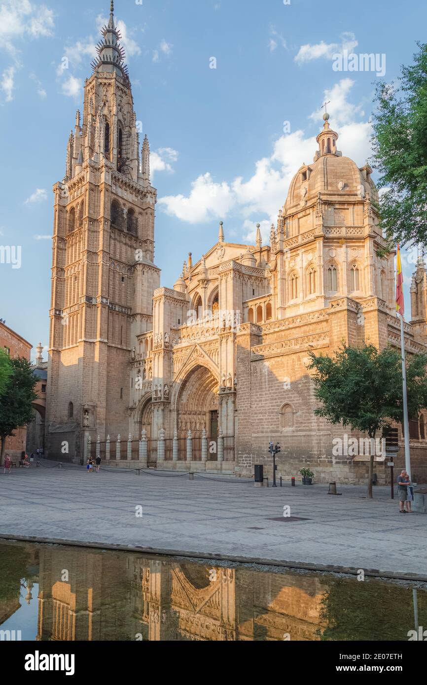 Abendlicht ist gegossen Primas Kathedrale von Saint Mary of Toledo in Spanien Stockfoto