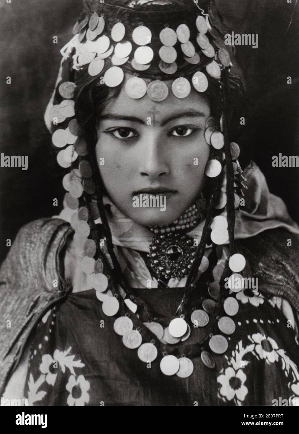 Lehnert Landrock - Ouled Naïl Girl - Algerien - 1905. Stockfoto