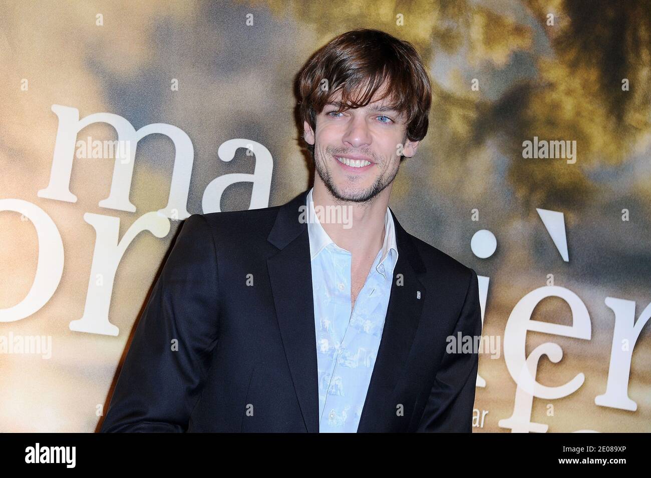 Martin Cannavo bei der Premiere von "A Premiere Fois", die am 17. Januar 2012 im UGC Cine Cite Bercy Kino in Paris, Frankreich, stattfand. Foto von Nicolas Briquet/ABACAPRESS.COM Stockfoto