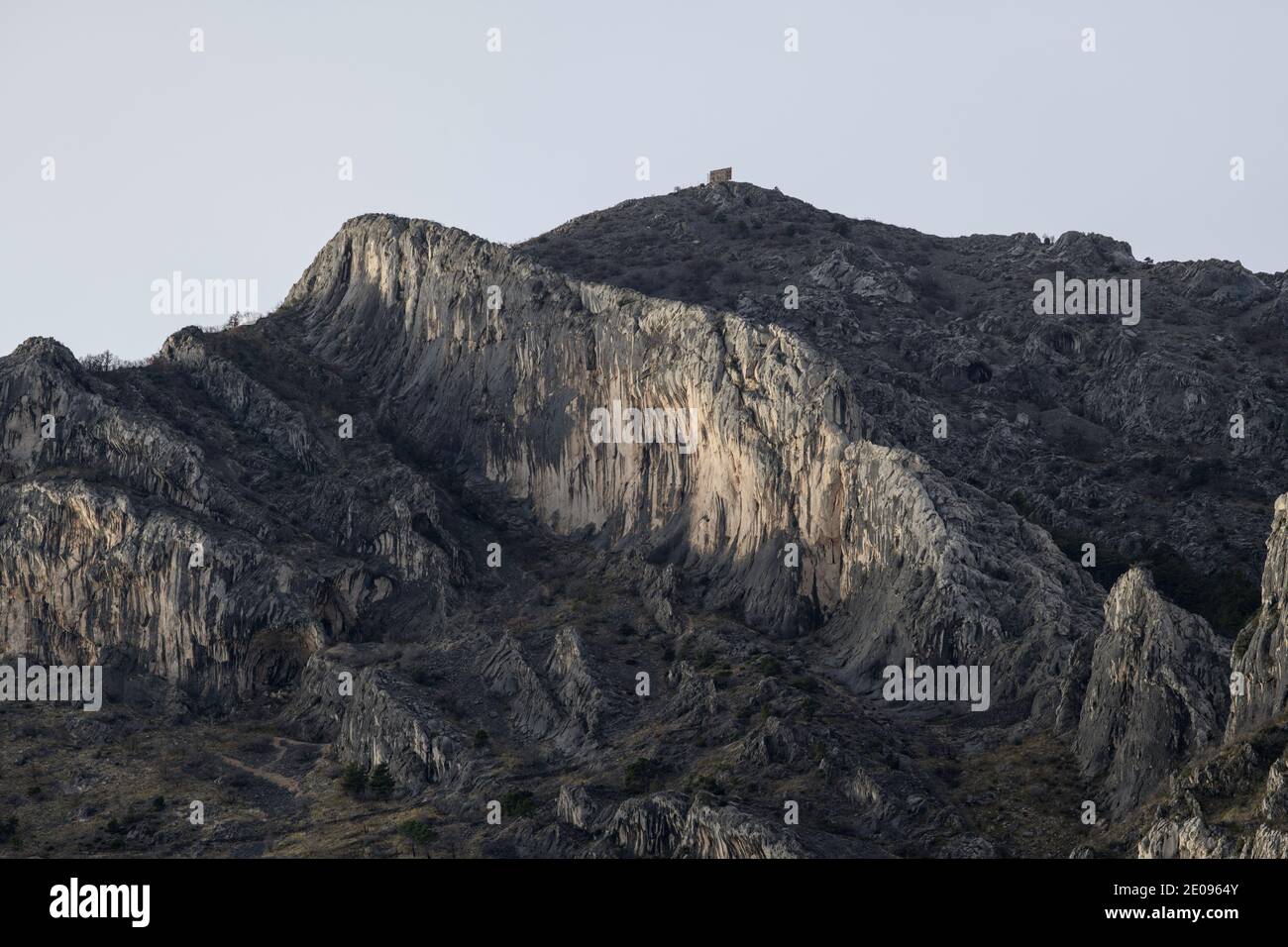 Kalksteinfelsen über dem Meer, wo die Legende sagt, Kroaten sahen das Meer... Stockfoto