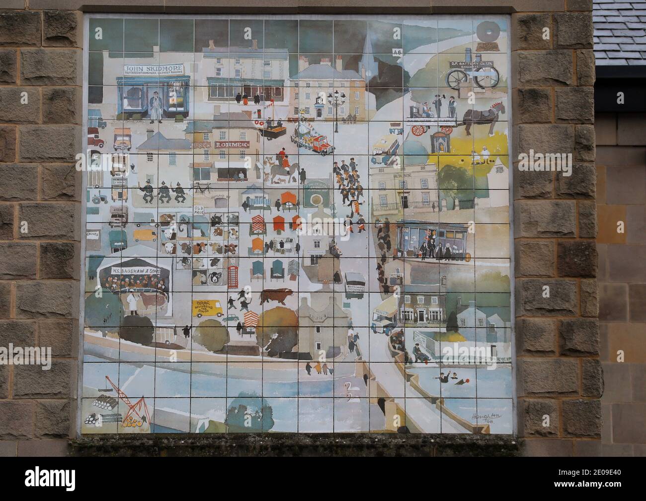 Geflieste bildliche Karte von Bakewell auf dem Supermarkt Uhrenturm Im Stadtzentrum Stockfoto
