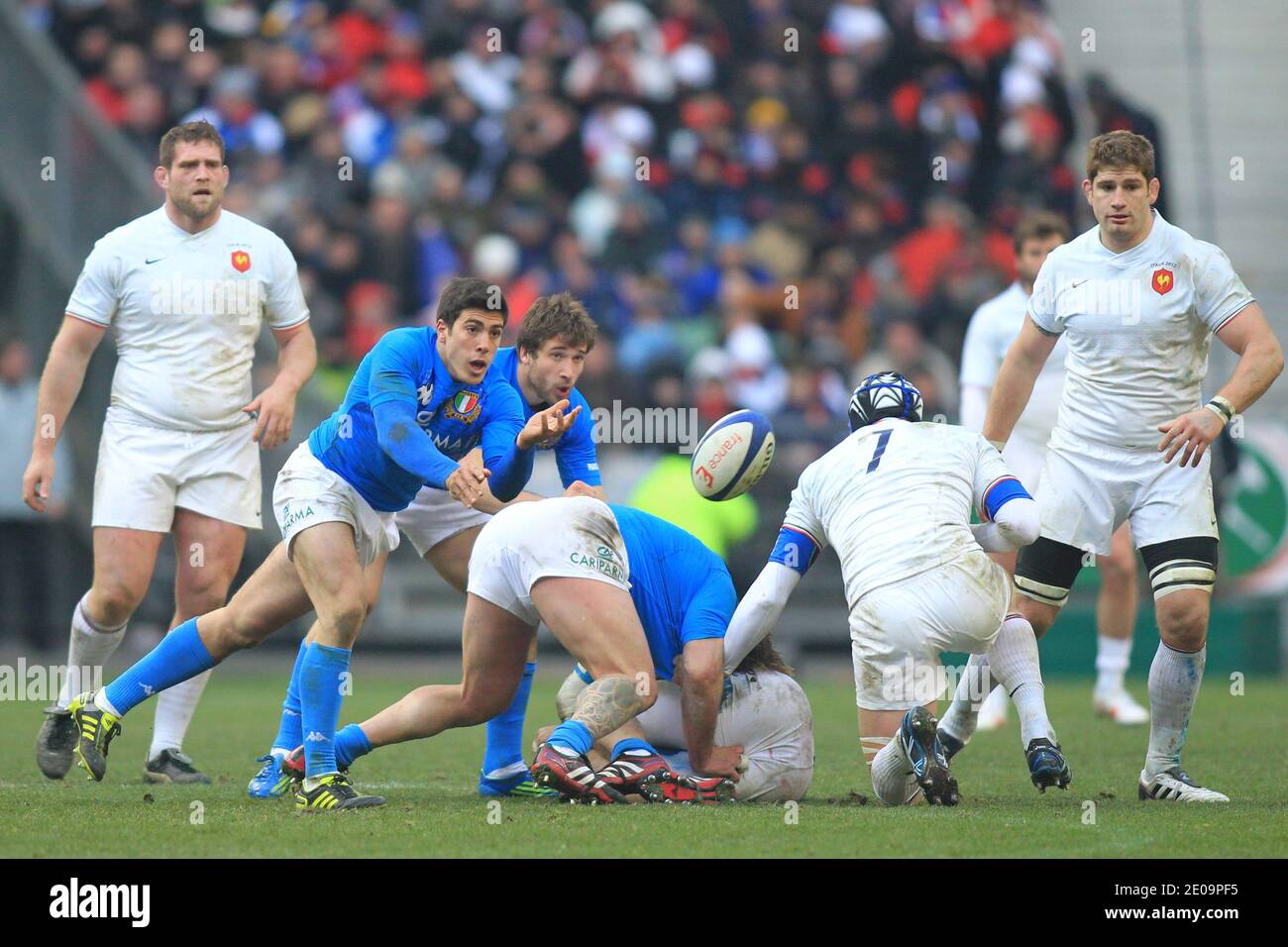 Edoardo Gori von Italien in Aktion während des Rugby RBS 6 Nations Tournament , Frankreich gegen Italien im Stade de France in Saint-Denis, in der Nähe von Paris, Frankreich am 4. Februar 2012. Frankreich gewann 30-12. Foto von Manuel Blondau/ABACAPRESS.COM Stockfoto