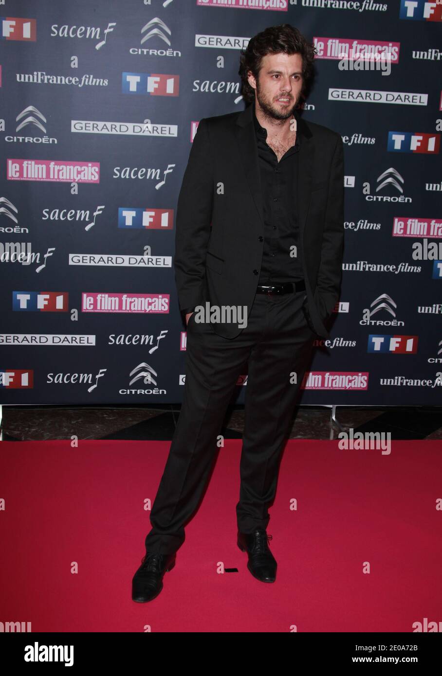 Lannick Gautry nimmt an den 19. Trophees du Film Francais-Preisen Teil, die am 14. Februar 2012 im Palais Brogniart in Paris, Frankreich, verliehen werden. Foto von Denis Guignebourg/ABACAPRESS.COM Stockfoto Lannick Gautry nimmt an den 19. Trophees du Film Francais-Preisen Teil, die am 14. Februar 2012 im Palais Brogniart in Paris, Frankreich, verliehen werden. Foto von Denis Guignebourg/ABACAPRESS.COM Stockfoto