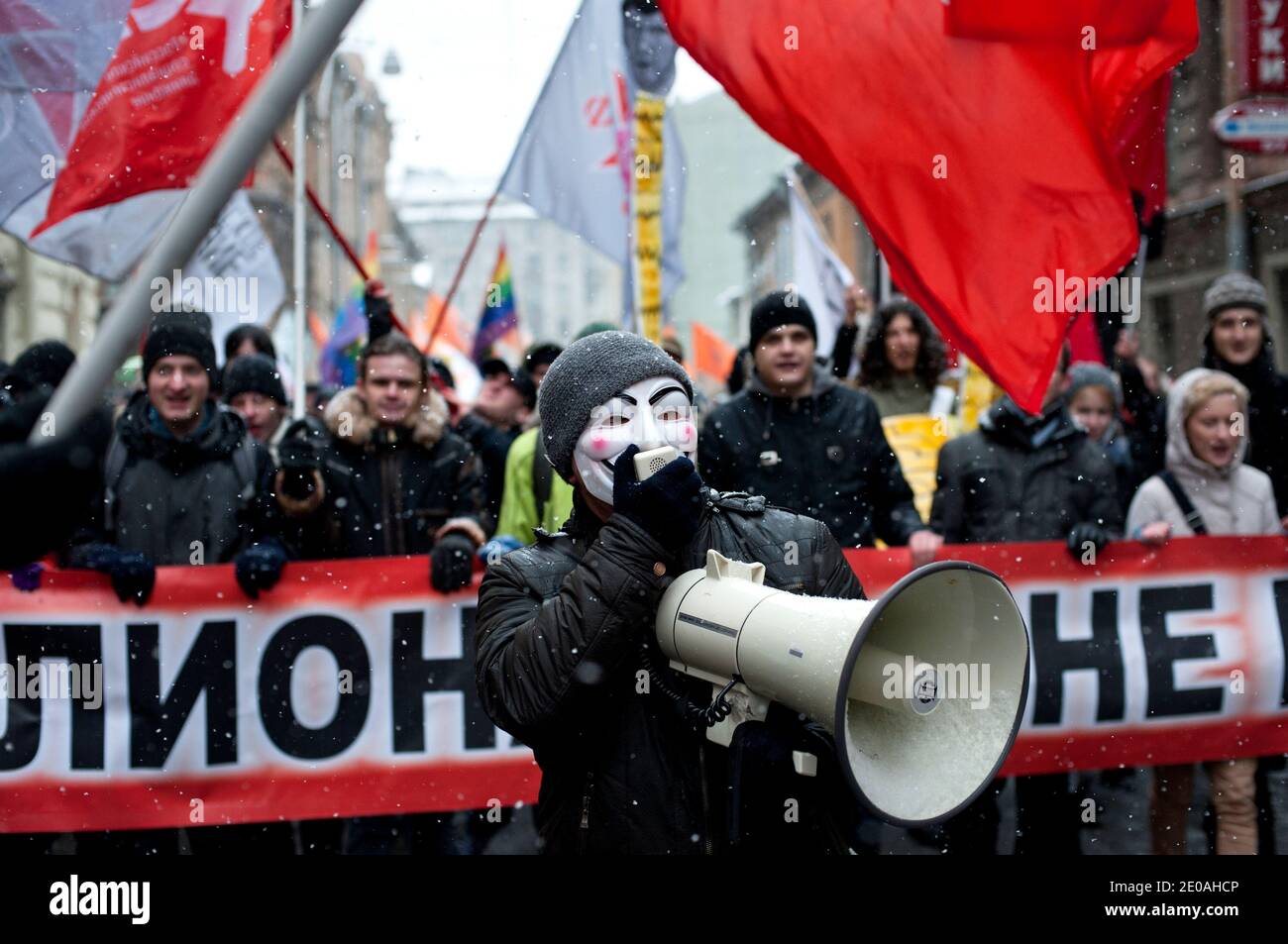 Oppositionsbefürworter demonstrieren für faire Wahlen in St. Petersburg, Russland, 26. Februar 2012. Foto von Arnaud Finistre/ABACAPRESS.COM Stockfoto