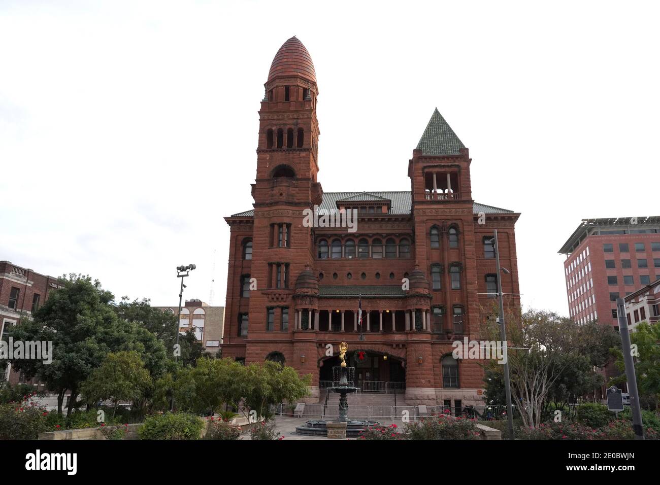 Eine allgemeine Ansicht des Bexar County Courthouse, Dienstag, 29. Dezember 2020, in San Antonio, Text Stockfoto